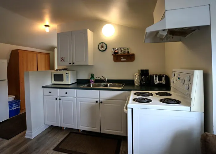 Lakeview Motel