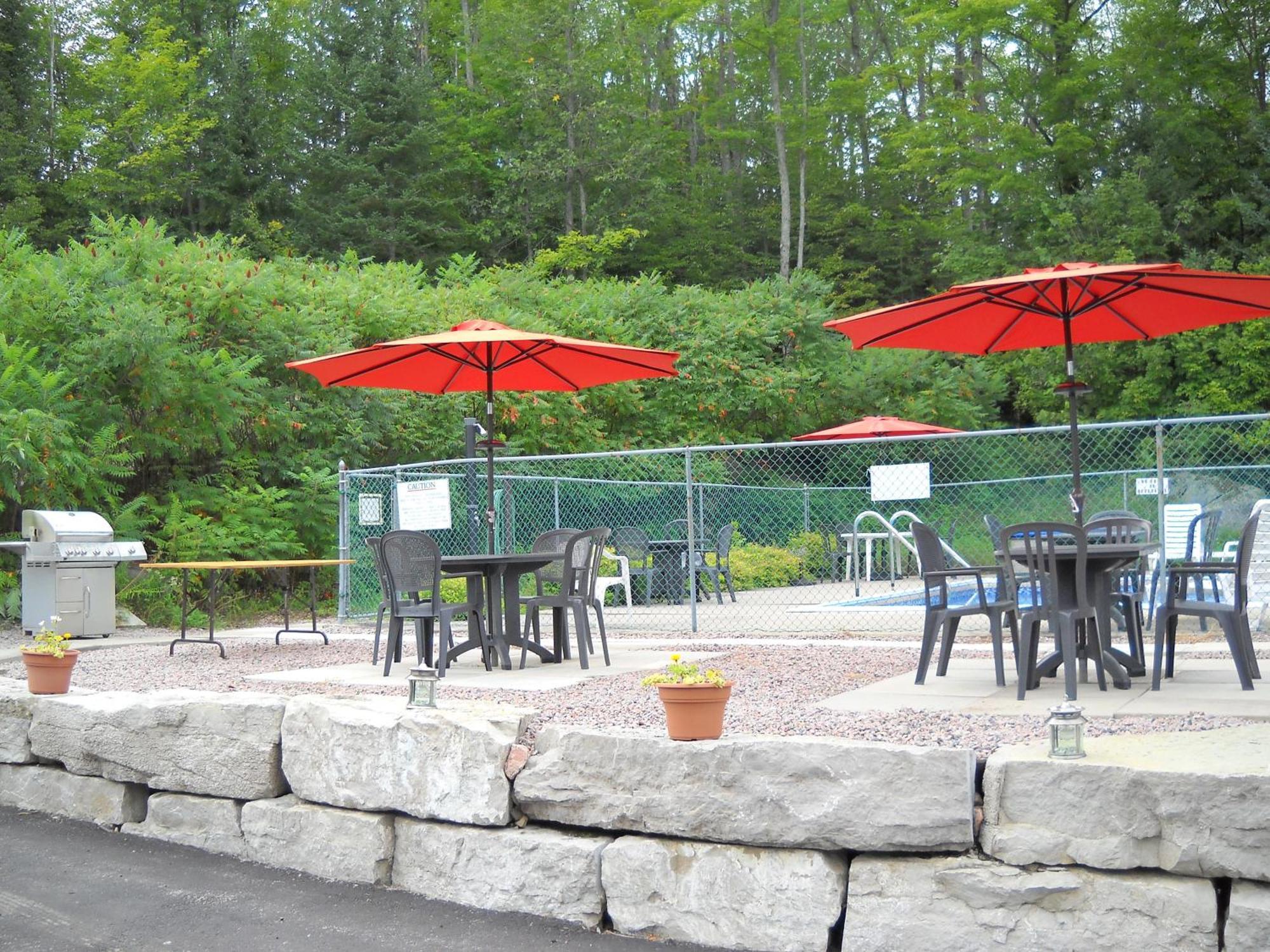 Lakeview Motel