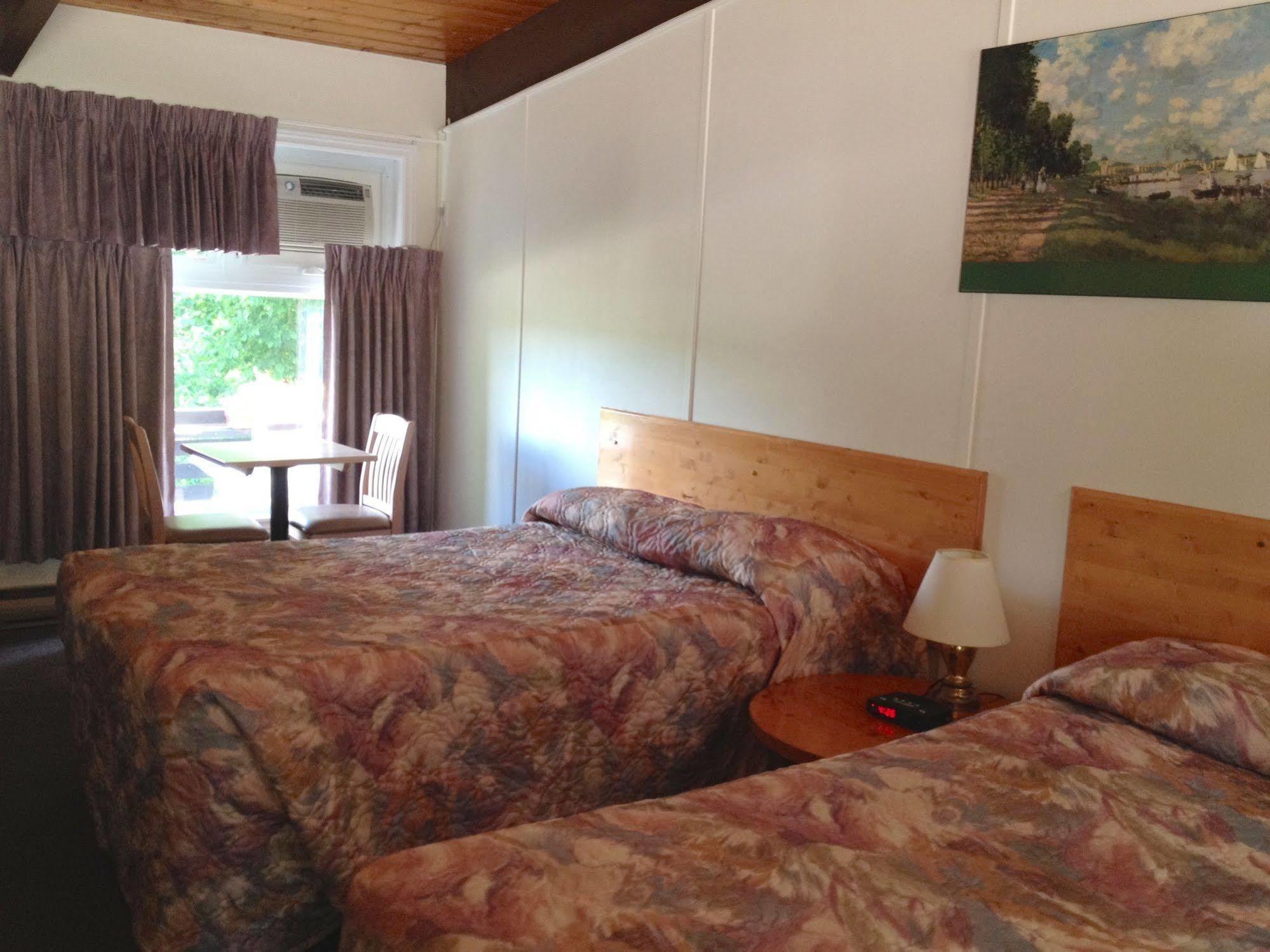 Lakeview 3* Haliburton